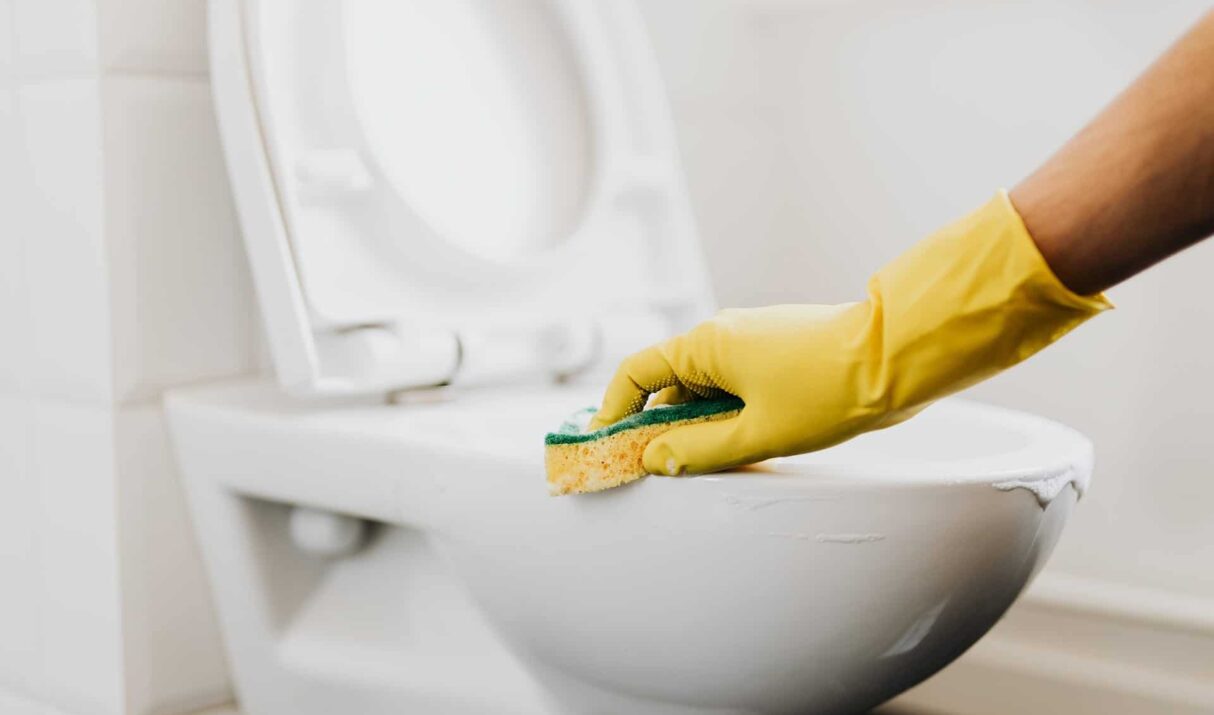 Bathroom cleaning tips to save time and worry